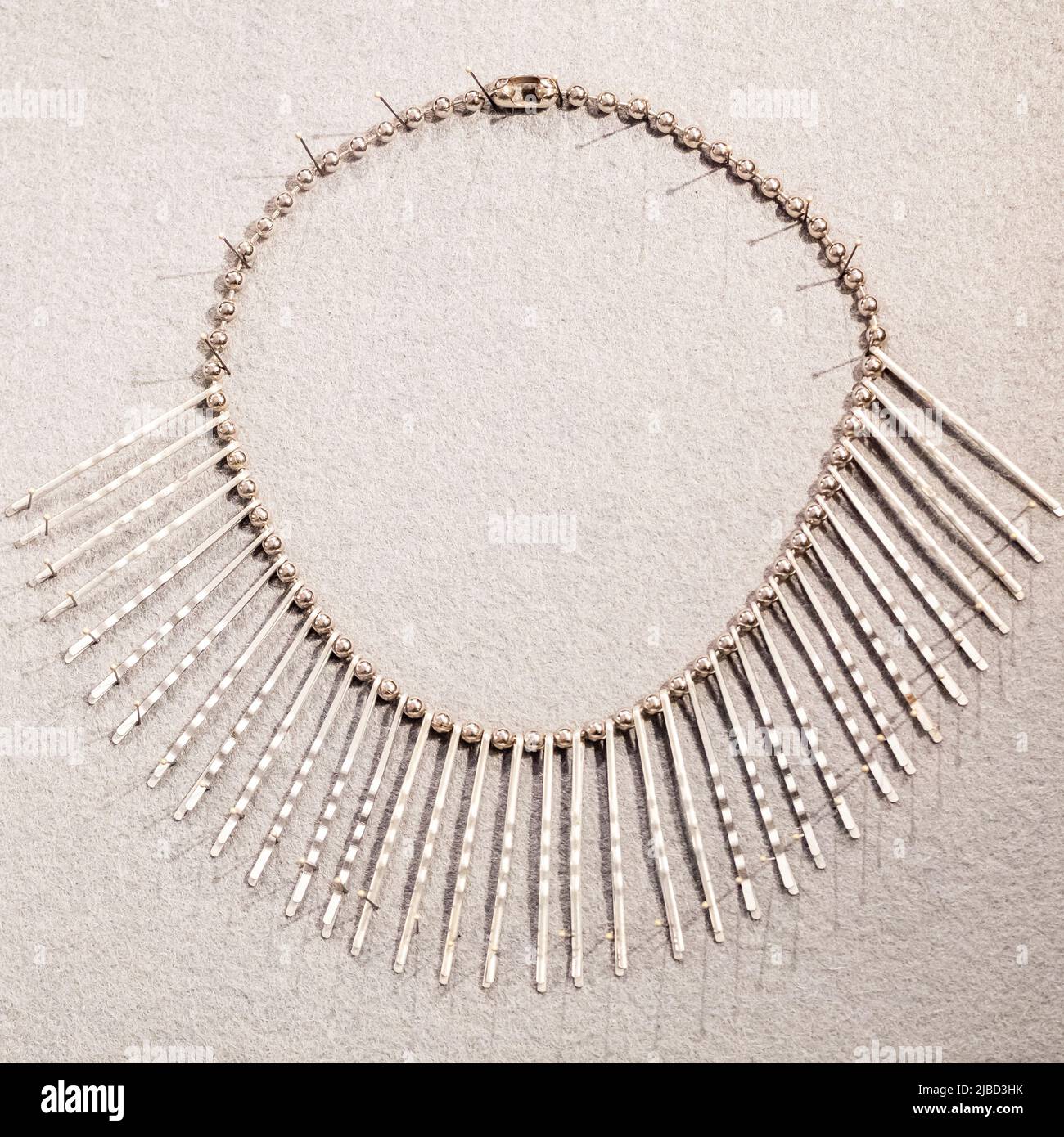 Halskette, 1940, Anni Albers, Bauhaus Stockfoto