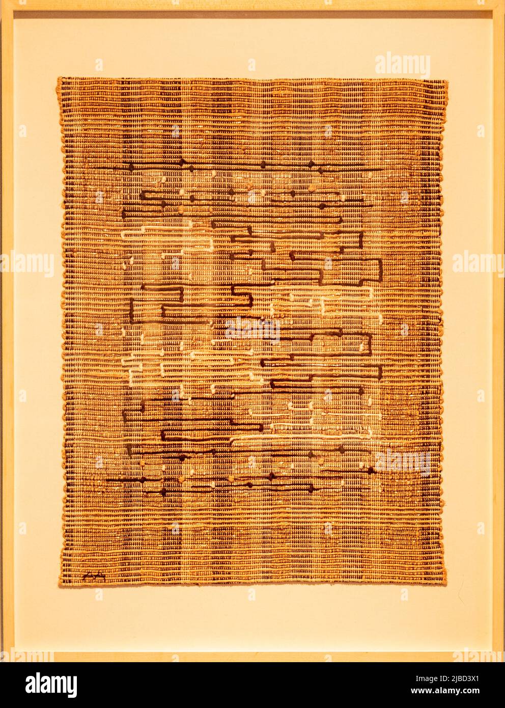 Anni Albers, Code, Arche Panels for Congregation B´Nai Israel, 1962, Baumwolle, Lurex und Jute-Gewinde auf Aluminiumfolie montiert, Bauhaus Stockfoto