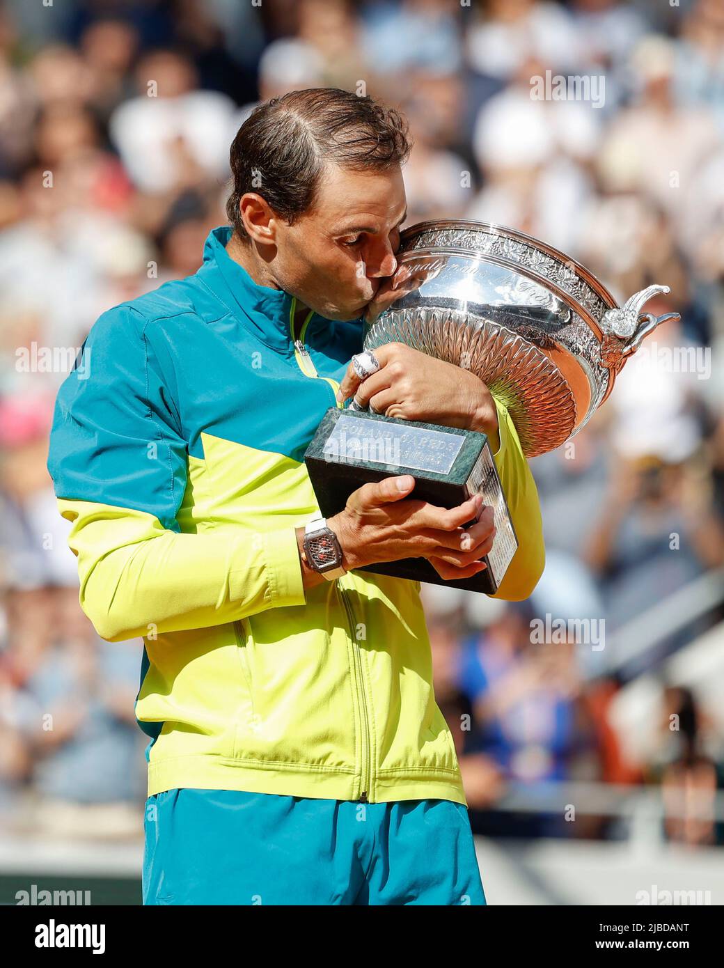 Paris, Frankreich, 5.. Juni 2022. Der spanische Tennisspieler Rafael Nadal hat am Sonntag, den 6.. Juni 2022, das French Open 2022 Tennisturnier in Roland Garros gewonnen., © Jürgen Hasenkopf / Alamy Live News Stockfoto