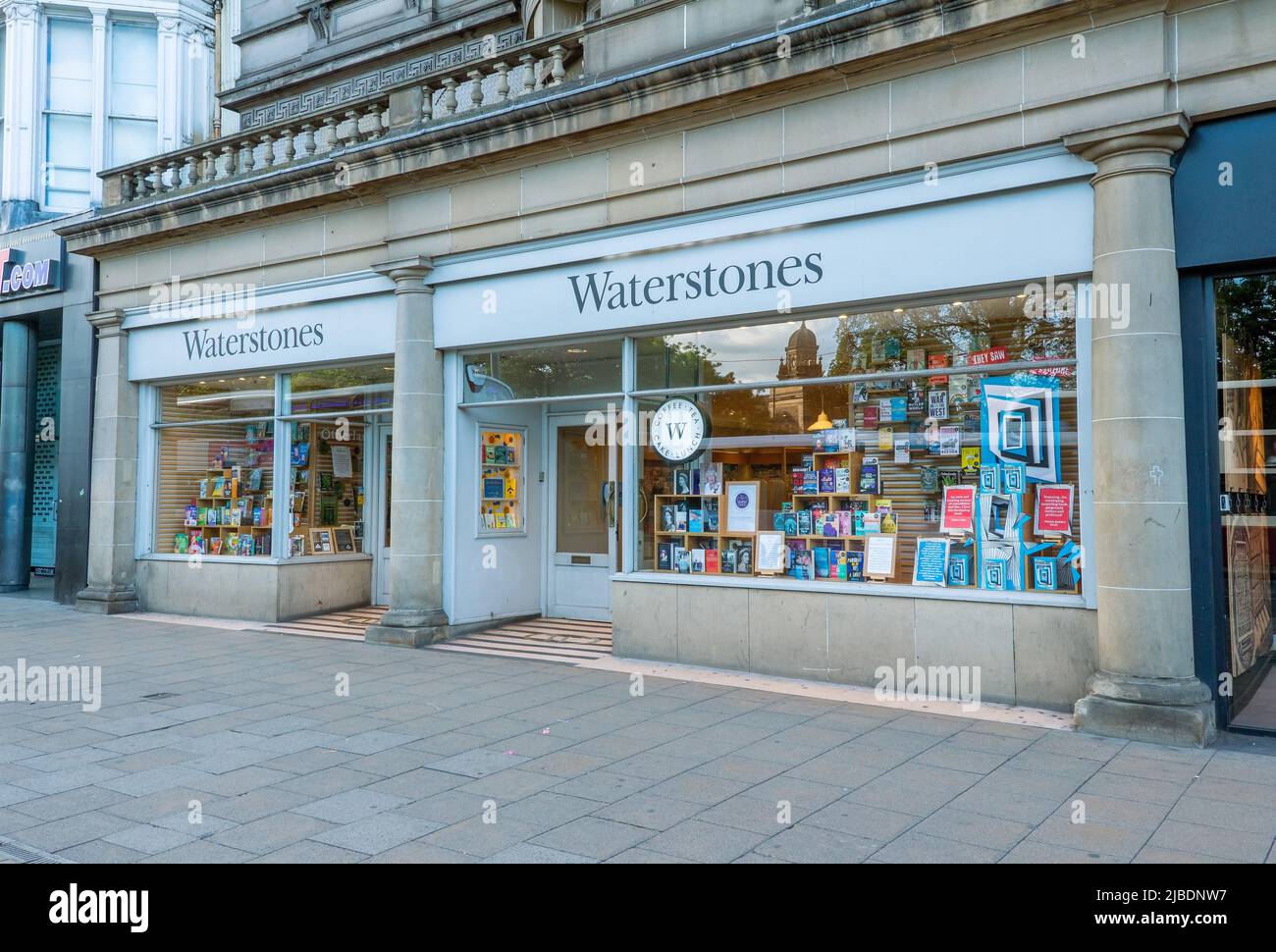 Waterstones Buchladen zum Verkauf von Büchern in der Princes Street in Edinburgh, Schottland, Großbritannien Stockfoto