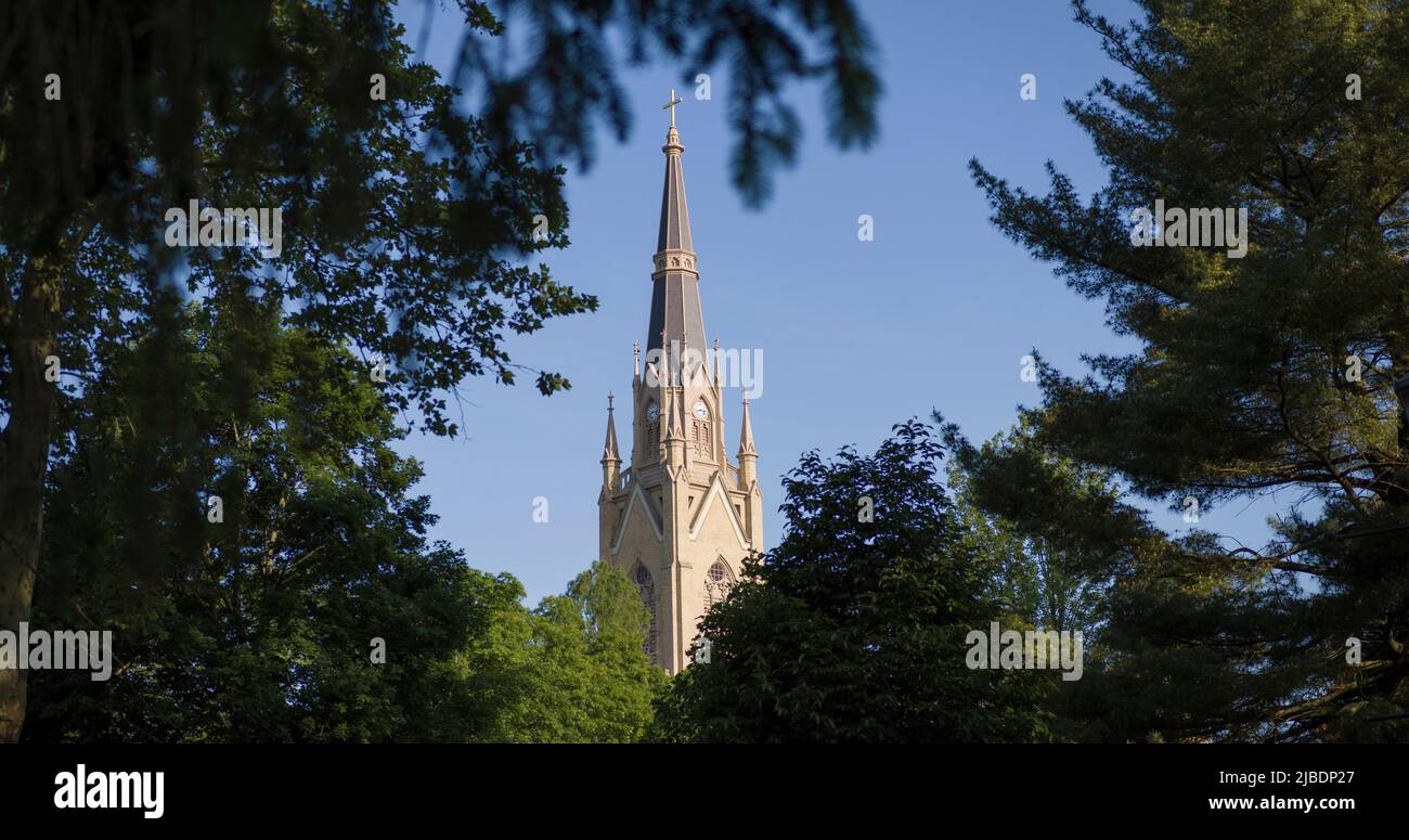 South Bend, Indiana - 25. Mai 2022: University of Notre Dame kämpft gegen den irischen College-Campus Stockfoto