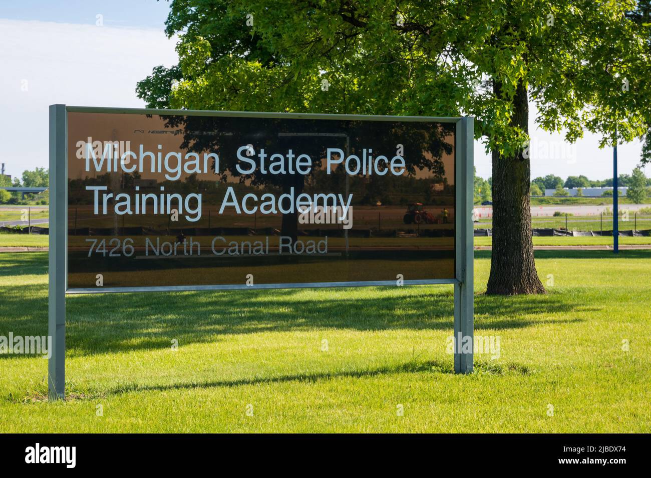Dimondale MI - 4. Juni 2022: Unterschreiben Sie die Michigan State Police Training Academy Stockfoto
