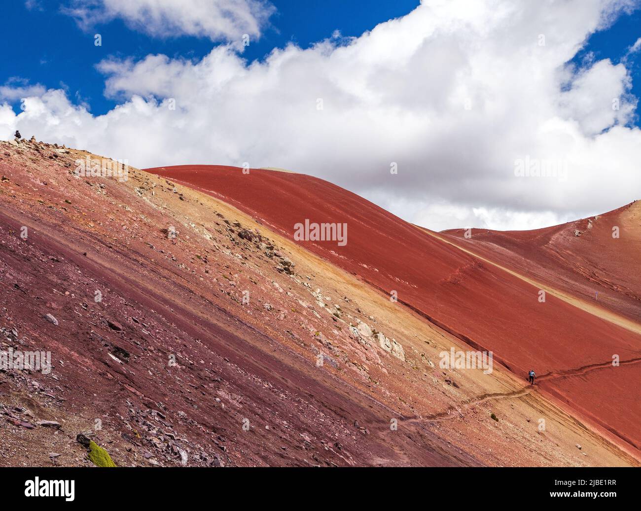 Rainbow Mountains oder Vinicunca Montana de Siete Colores, Cuzco Region in Peru, peruanische Anden Stockfoto