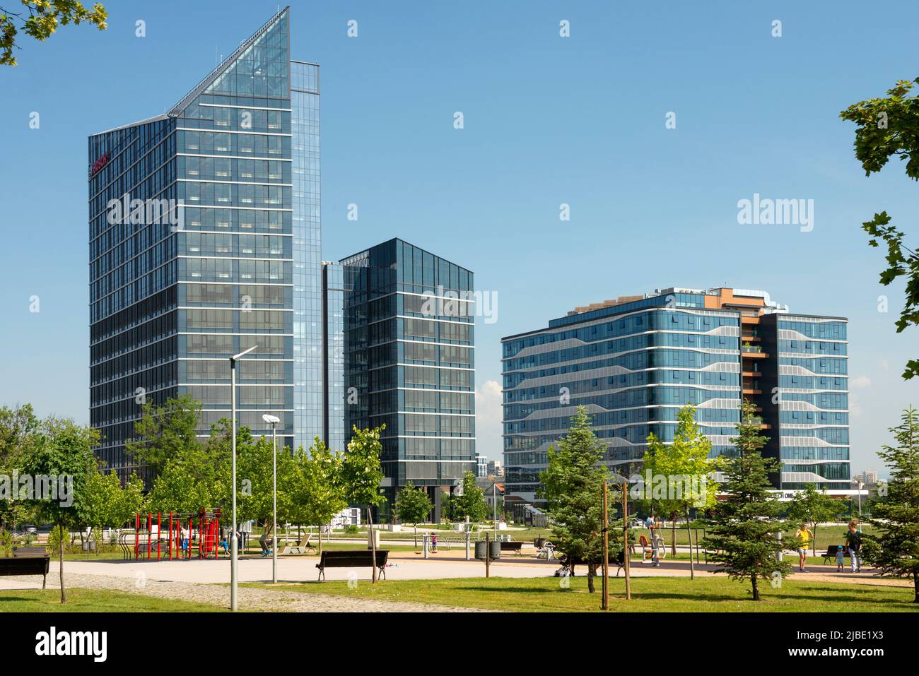Synergy Tower und Sofia Tech ein neues Bürogebäude im Sofia Tech Park, Sofia, Bulgarien, Osteuropa, Balkan, EU Stockfoto