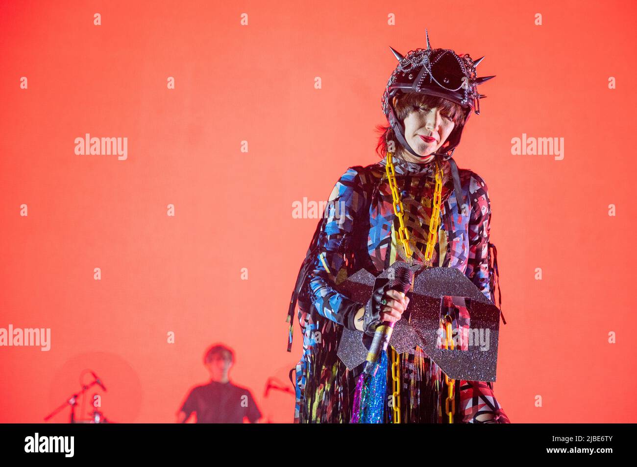 Manchester, Großbritannien. 05.. Juni 2022. Karen O, Nick Zinner, Brian Chasee von The Yeah Yeah's treten im Manchester O2 Apollo auf. 2022-06-05. Kredit: Gary Mather/Alamy Live Nachrichten Stockfoto