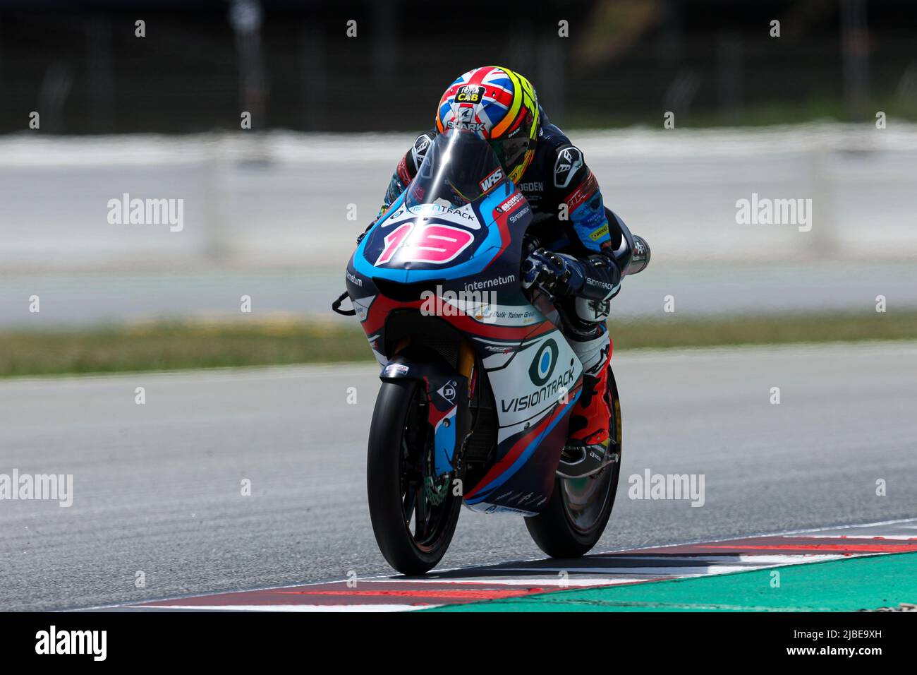 Barcelona, Spanien. 4.. Juni 2022. Scott Ogdenvom britischen VisionTrack Racing Team mit Honda während des Moto3 freien Trainings des Gran Premio Monster Energy de Catalunya auf dem Circuit de Barcelona-Catalunya in Barcelona. (Bild: © David Ramirez/DAX via ZUMA Press Wire) Stockfoto