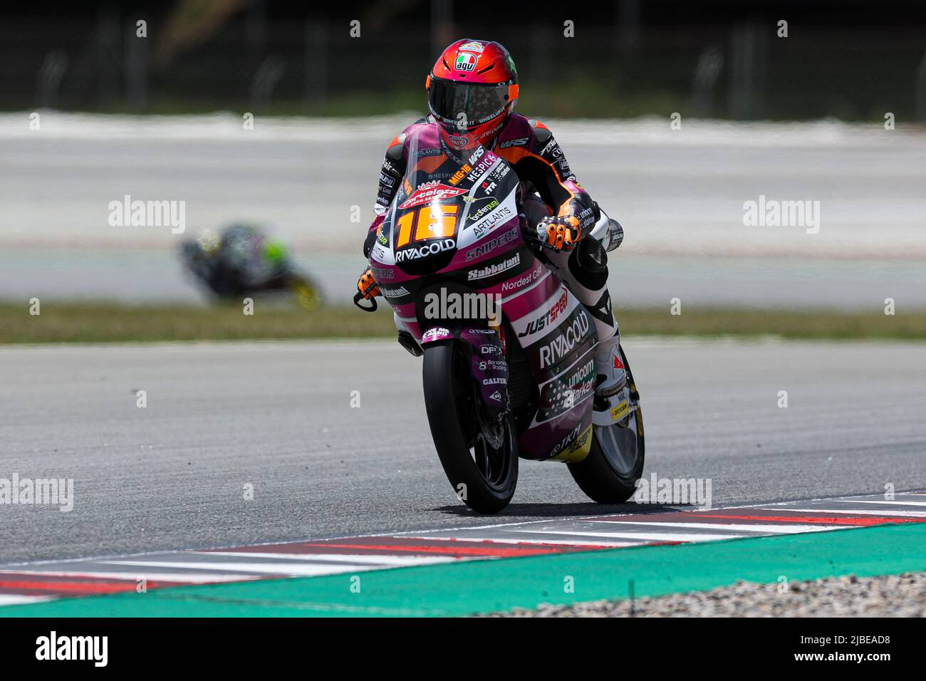 Barcelona, Spanien. 4.. Juni 2022. Andrea Migno aus Italien vom Rivacold Snipers Team mit Honda während des freien Trainings Moto3 des Gran Premio Monster Energy de Catalunya auf dem Circuit de Barcelona-Catalunya in Barcelona. (Bild: © David Ramirez/DAX via ZUMA Press Wire) Stockfoto