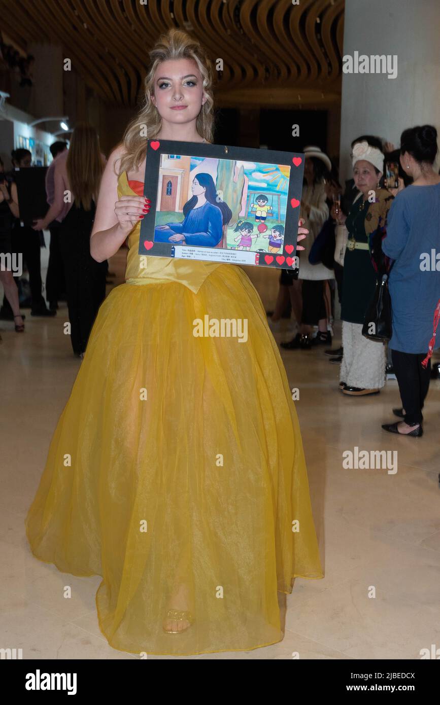 Paris : 'Jeux artistiques' au carrousel du Louvre, introduit par l'ambassadeur de Chine et organisé par Anath Tordjman-Compagnon. Stockfoto