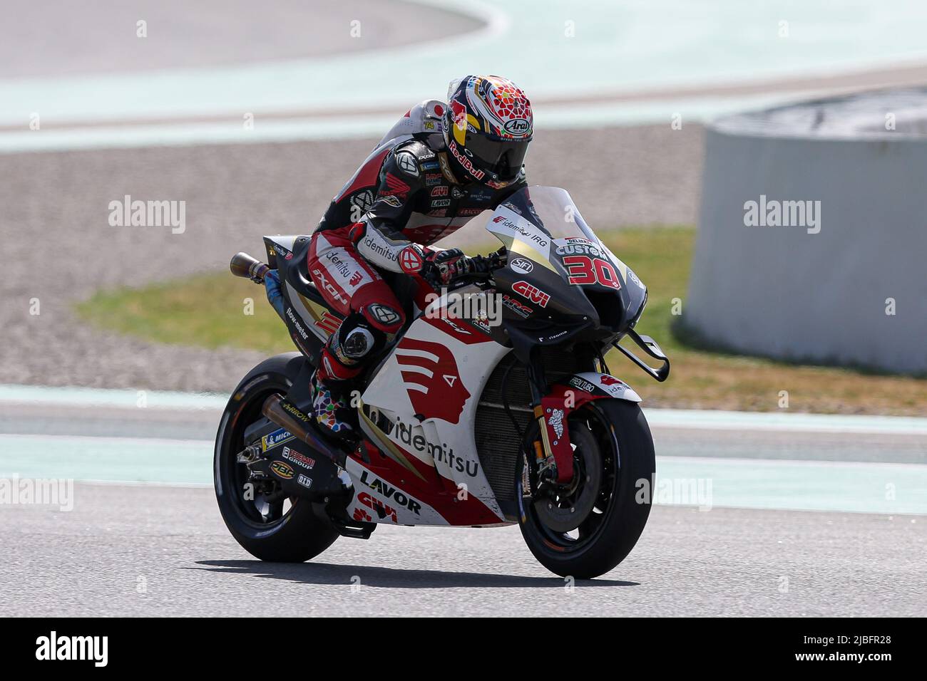 Barcelona, Spanien. 4.. Juni 2022. Takaaki Nakagami aus Japan LCR Honda IDEMITSU mit Honda während des MotoGP freien Trainings von Gran Premio Monster Energy de Catalunya auf dem Circuit de Barcelona-Catalunya in Barcelona. (Bild: © David Ramirez/DAX via ZUMA Press Wire) Stockfoto