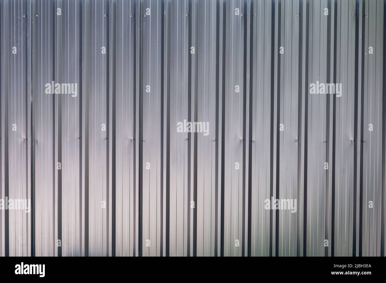 Leerer grauer Metallstahl der Seitenwand Transport Frachtcontainer Textur Hintergrund Stockfoto