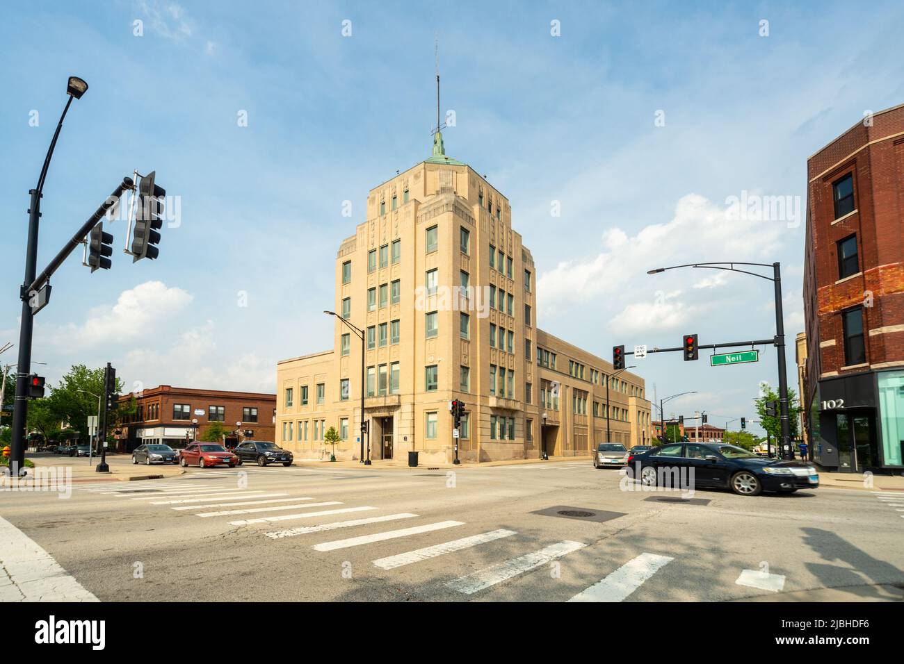 Champaign City Building, Champaign, IL, USA. Kreuzung von Neil Street und University Avenue Stockfoto