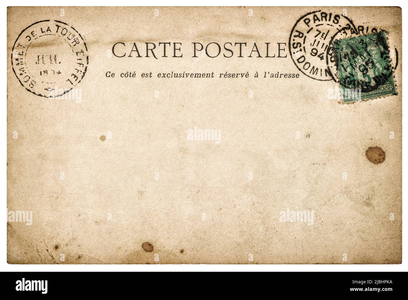 Vintage Postkarte Brief mit Stempel isoliert. Verwendeter Papierhintergrund Stockfoto