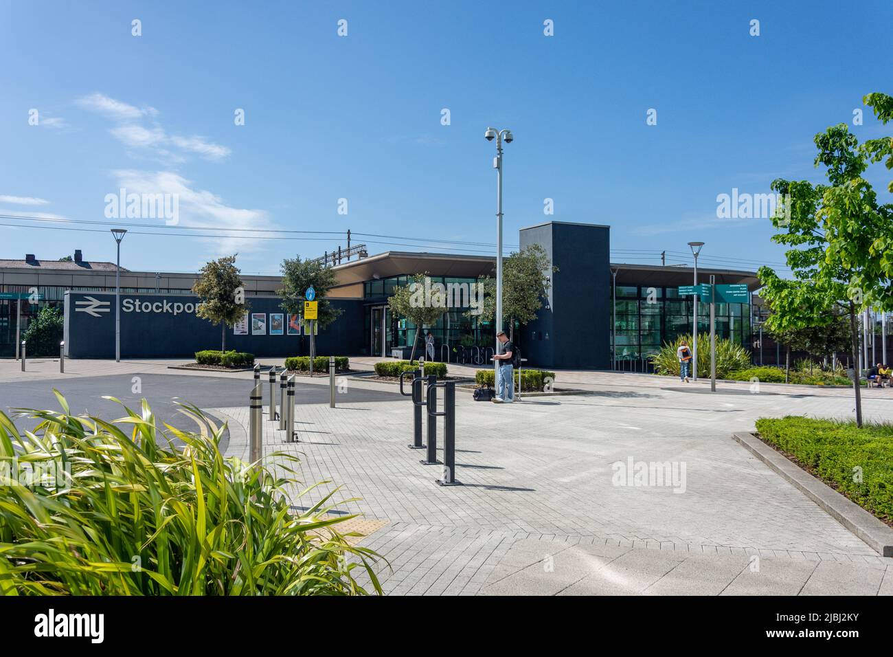 Eingang zum Bahnhof Stockport, Grand Central Way, Stockport, Greater Manchester, England, Vereinigtes Königreich Stockfoto