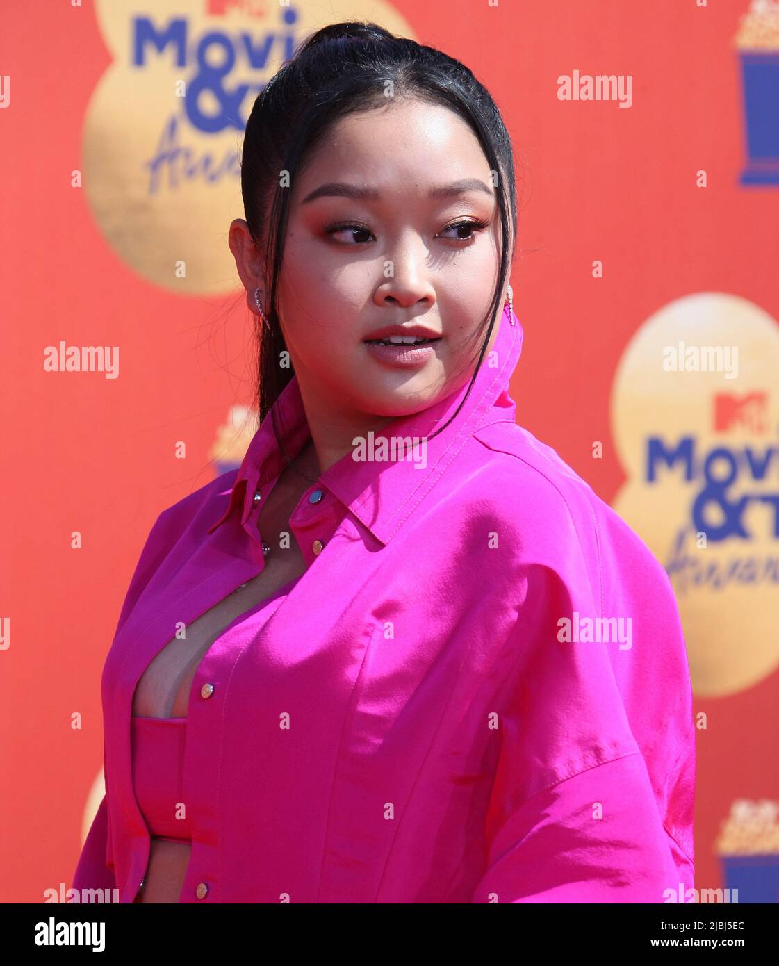 Lana Condor nimmt am 05. Juni 2022 an den MTV Movie & TV Awards 2022 im Barker Hangar in Santa Monica, Kalifornien, Teil. Foto: Crash/imageSPACE Stockfoto