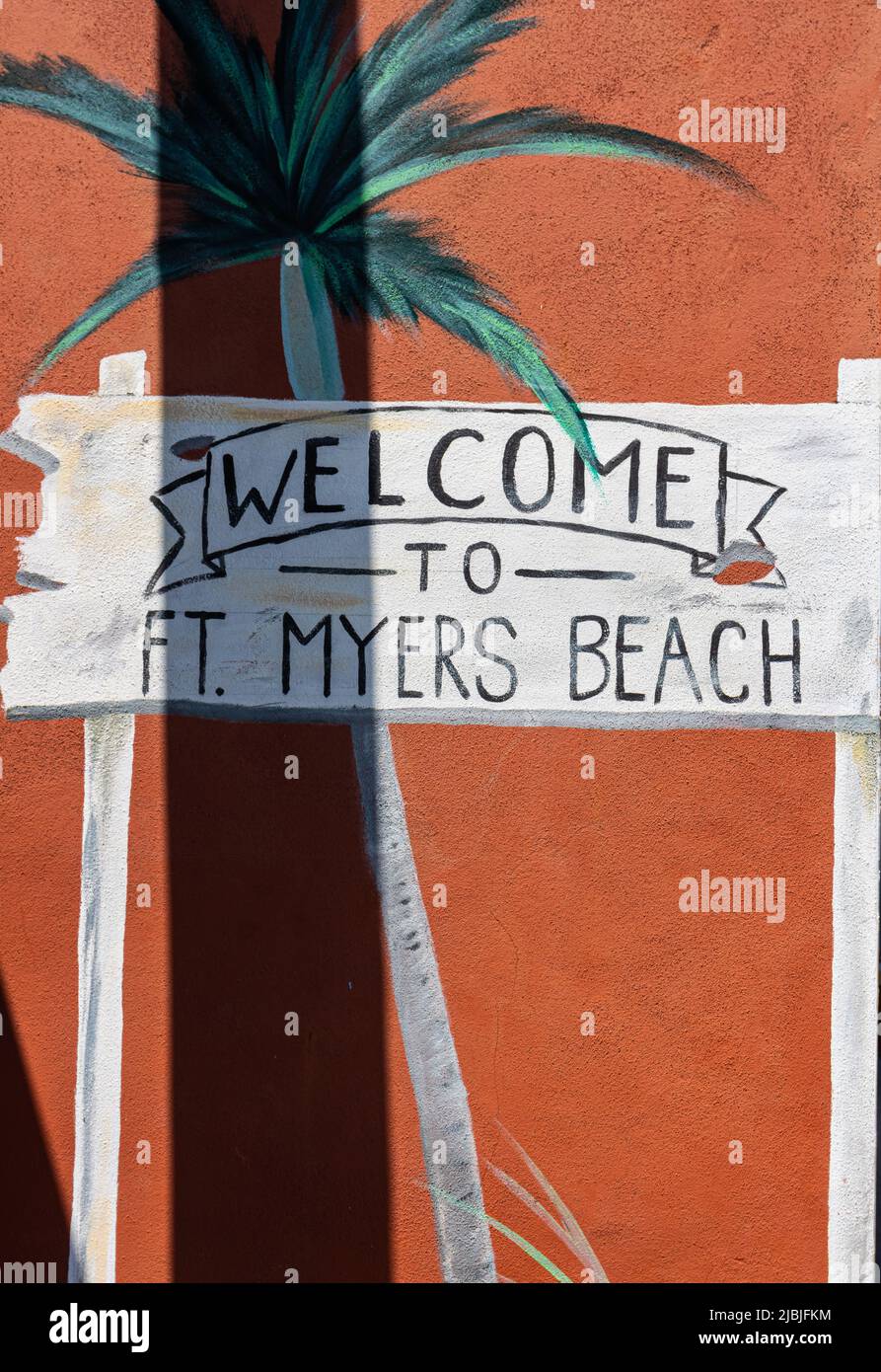 Handbemalt Willkommen im Fort Myers Beach Schild am Old San Carlos Blvd, Fort Myers Beach, Florida, USA Stockfoto