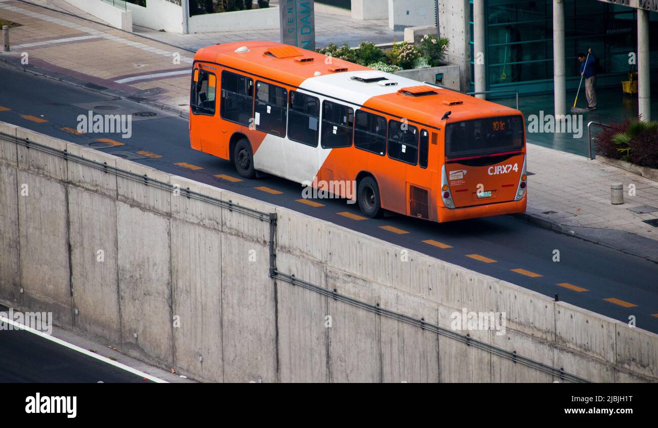 Transantiago Bus in Las Condes, Santiago, Chile Stockfoto