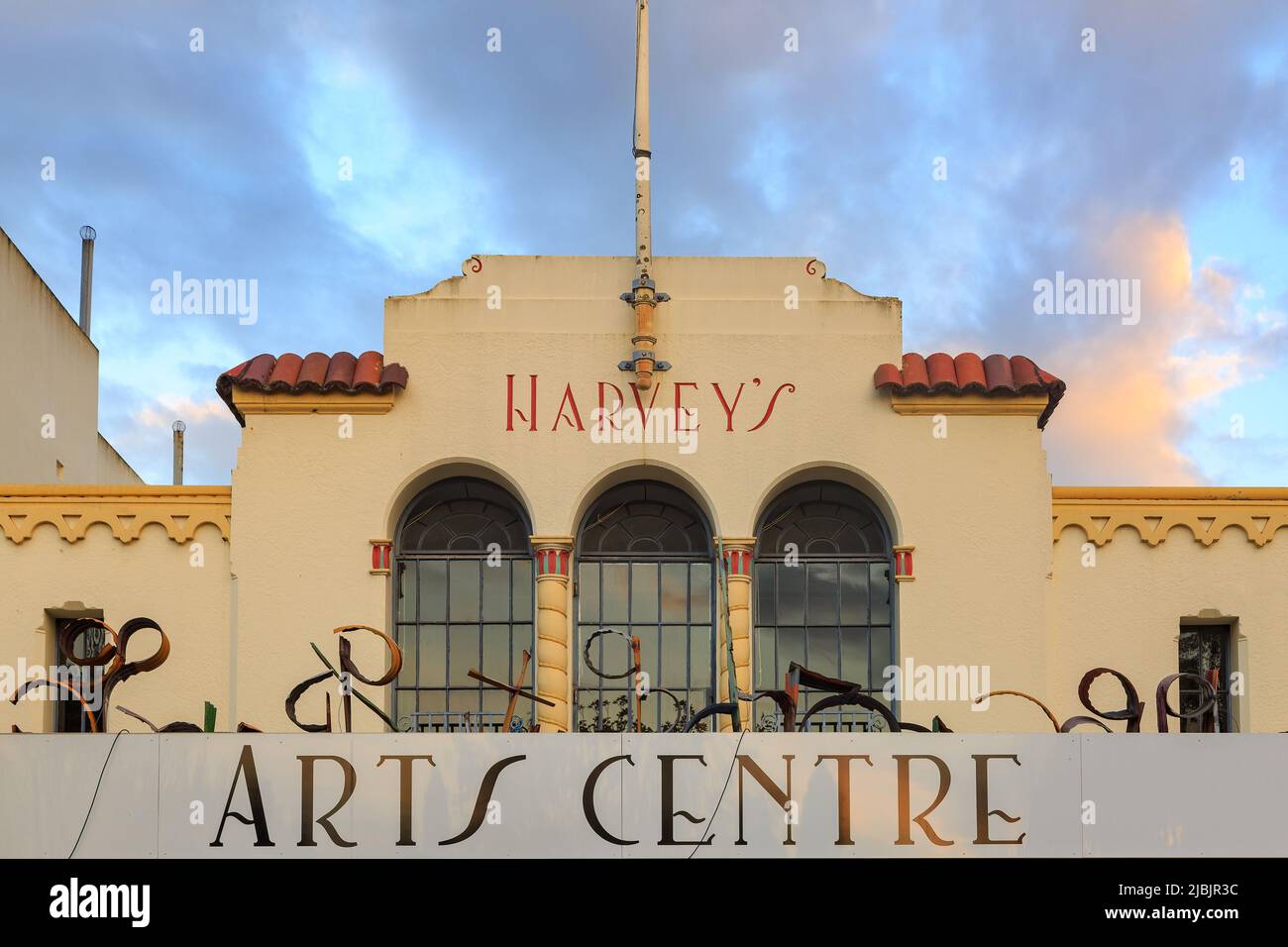 Hastings, Neuseeland. Ein Kunstzentrum im historischen Harvey's Building, ein Art déco-Gebäude aus dem Jahr 1933 Stockfoto