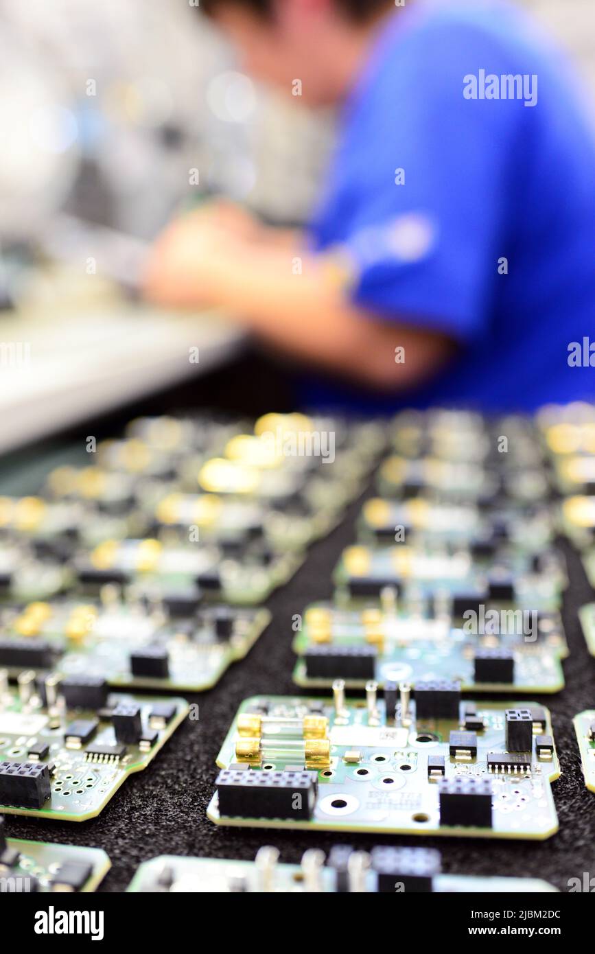 Herstellung und Montage von Mikroelektronik in ein High-tech-Werk Stockfoto