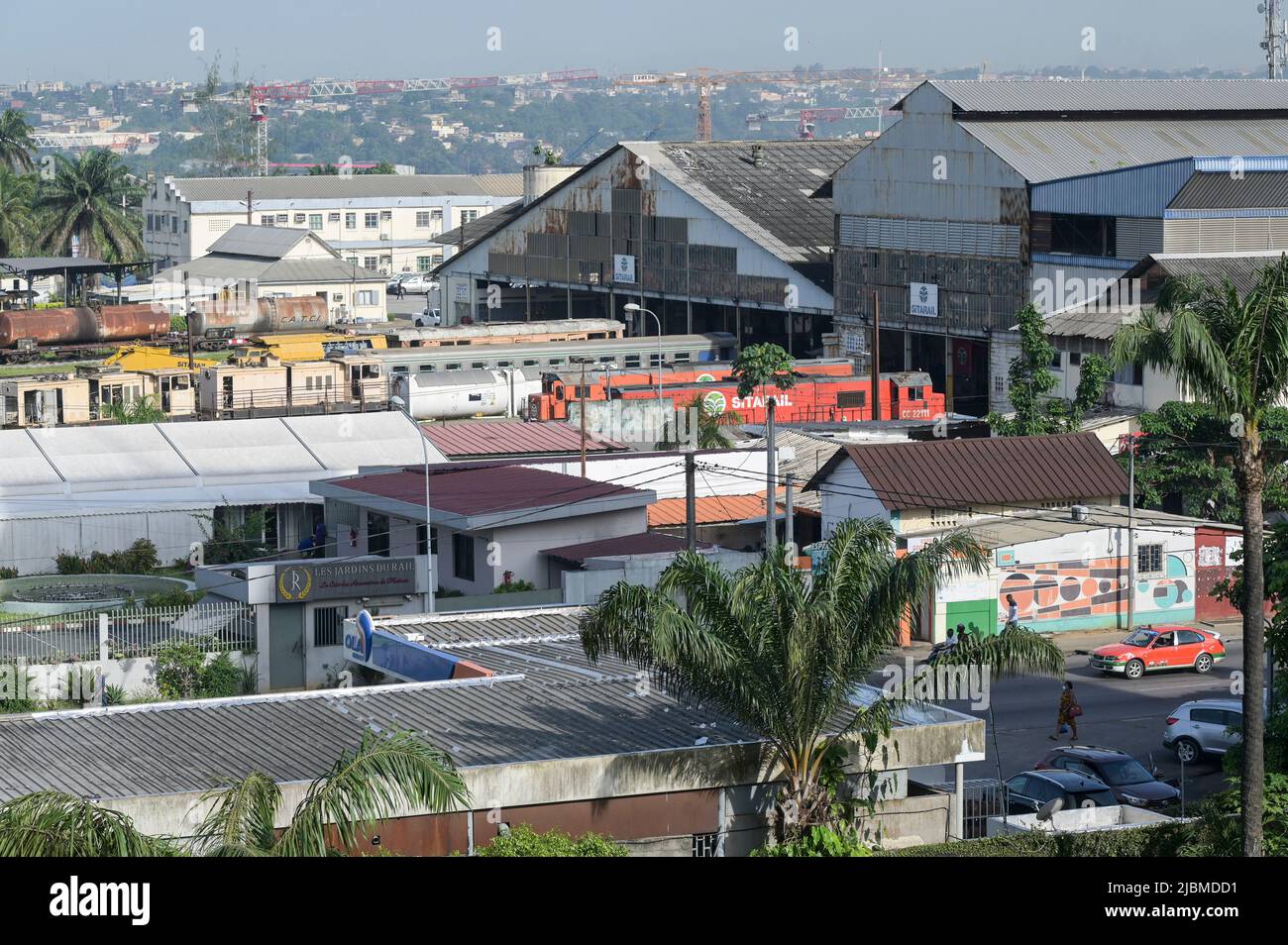 ELFENBEINKÜSTE, Abidjan, Plateau, Bahnhof Sitarail / ELFENBEINKUESTE, Abidjan, Eisenbahn Sitarail Stockfoto