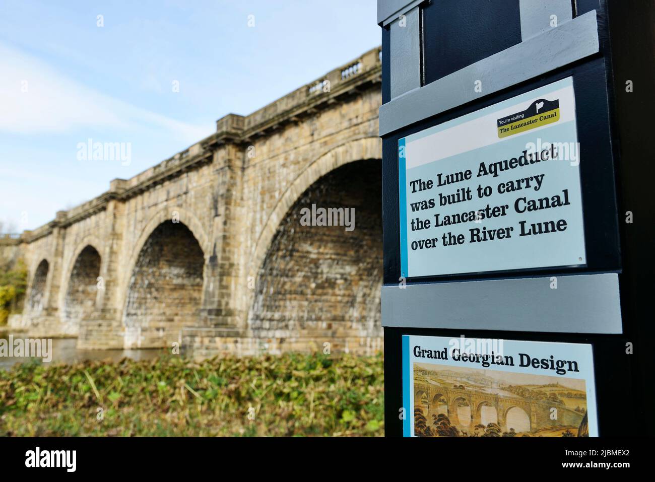 Der Fluss Lune Aqueduct am nordöstlichen Stadtrand von Lancaster City Centre UK Stockfoto