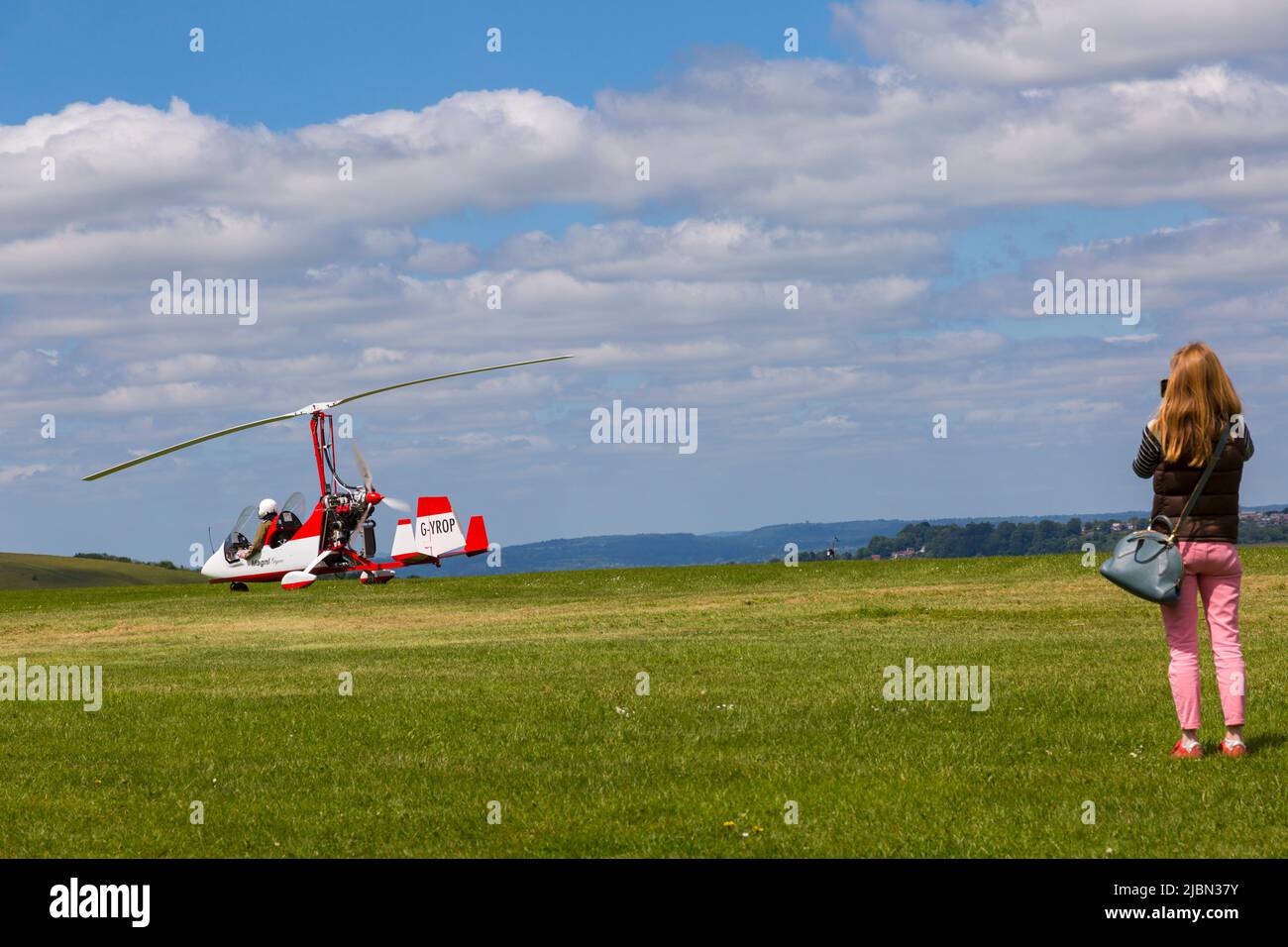Magni Gyro YROP-Tragschrauber auf dem Flugplatz Compton Abbas, Dorset, Großbritannien, im Mai Stockfoto