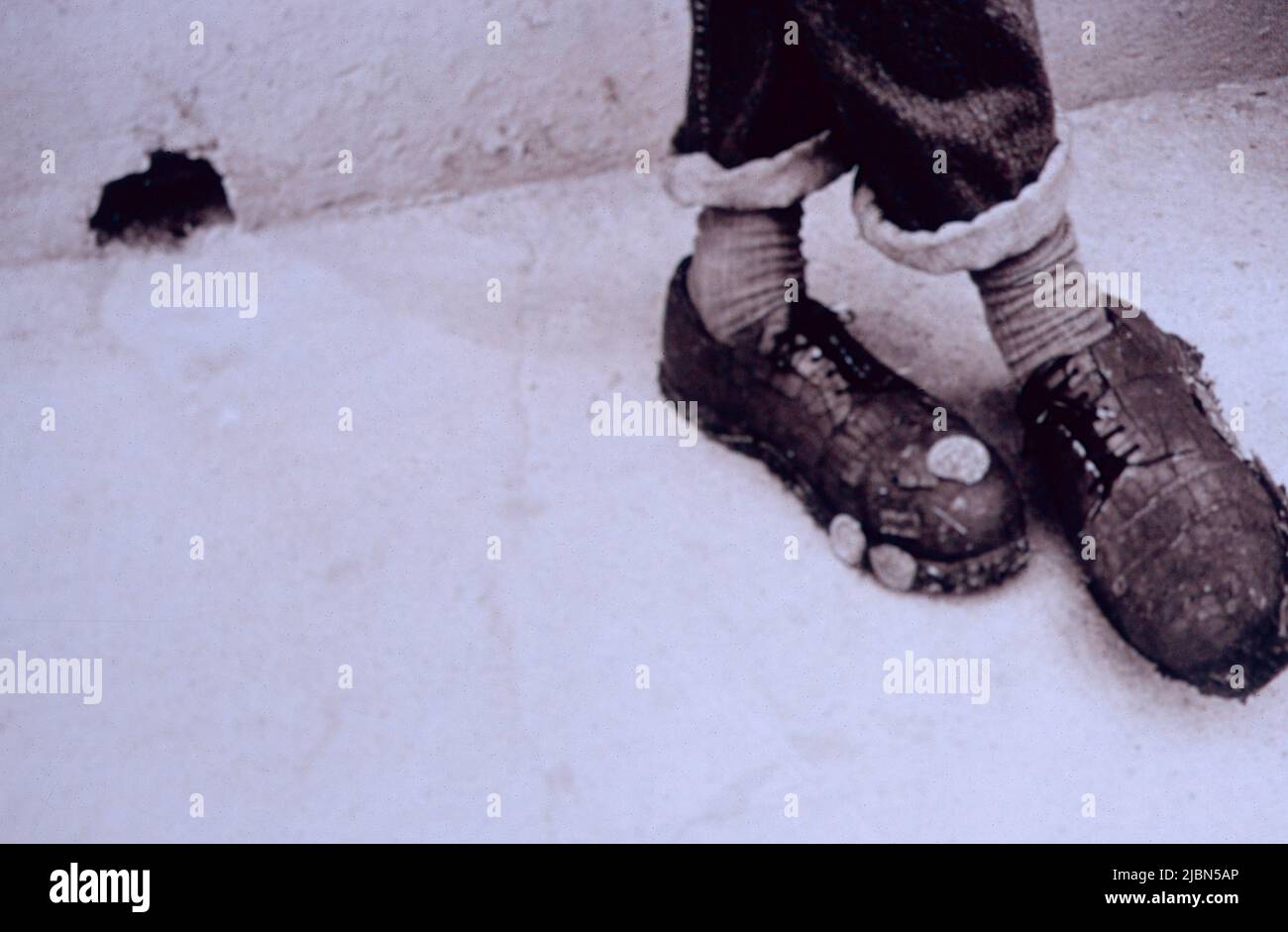 Magnetische Schuhe, Kunstwerk des belgischen Künstlers Francis Alys, 1993 Stockfoto