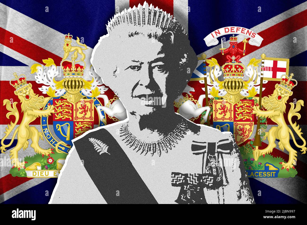 Königin Elizabeth II., Wappen und Flagge des Vereinigten Königreichs Stockfoto