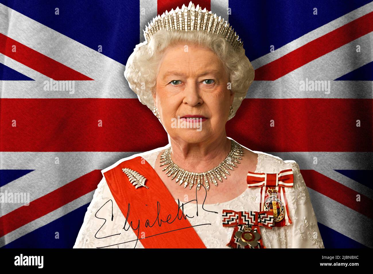 Königin Elizabeth II, Unterschrift und britische Flagge Stockfoto