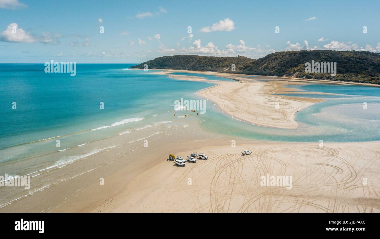 Luftaufnahme des Strandes von Double Island Point in Noosa, Australien Stockfoto