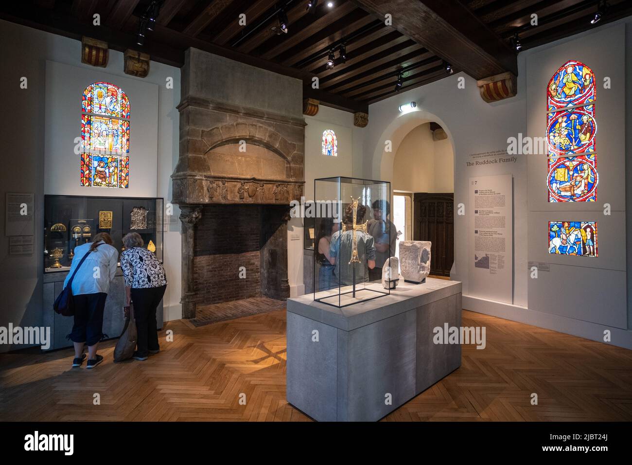 Frankreich, Paris, Cluny Museum - Nationalmuseum des Mittelalters, Raum 7, Maas- und Rheintal, um 1200 Stockfoto