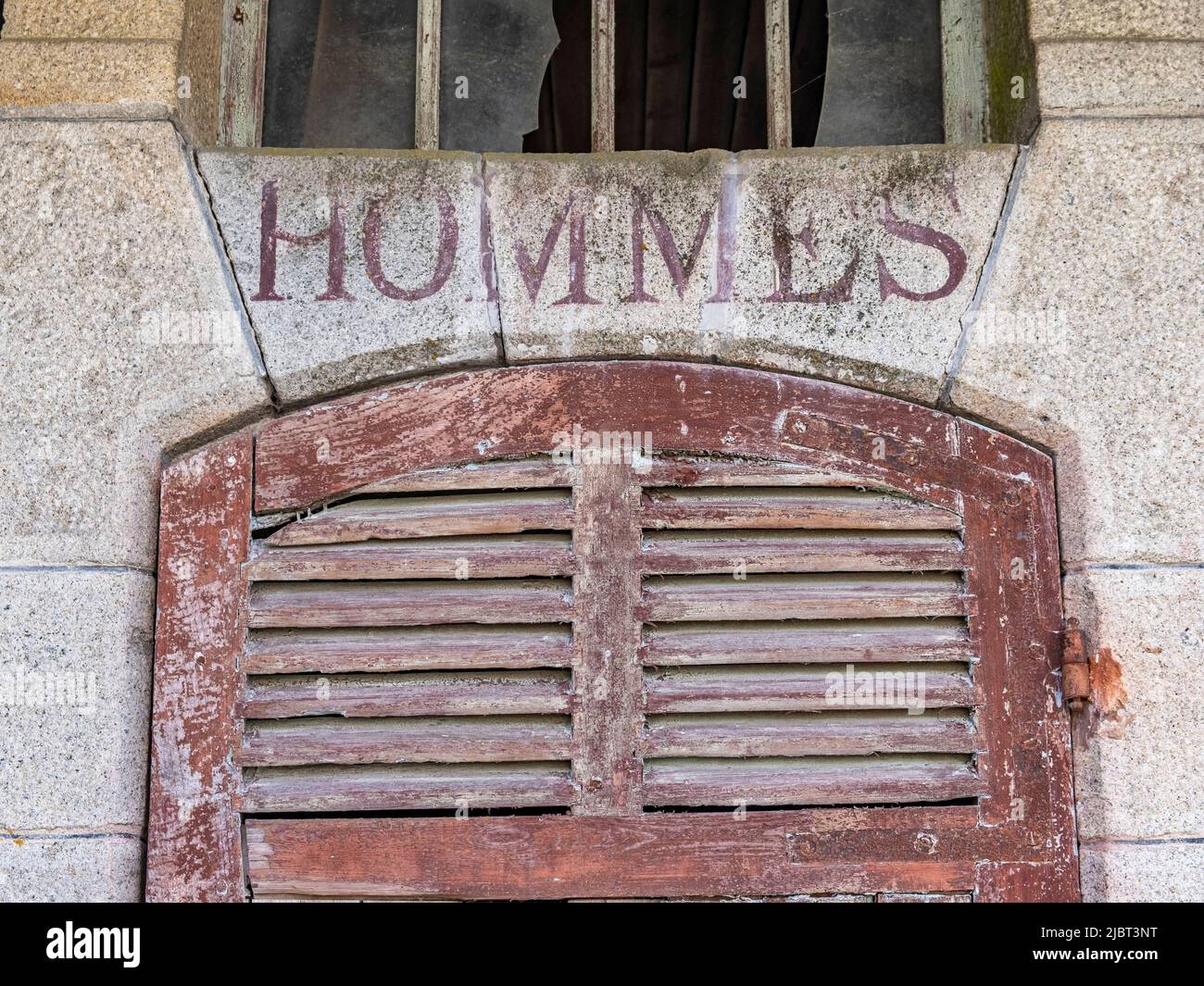 Frankreich, Lozere, Saint Sauveur de Peyre, Toiletten des alten Bahnhofs Stockfoto