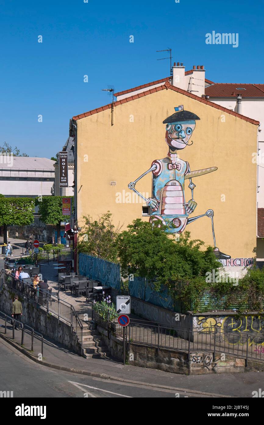 Frankreich, Val de Marne, Vitry sur seine, Street Art Circuit im Freien, Mann mit Baskenmütze und Baguette von Pixel Pancho Stockfoto