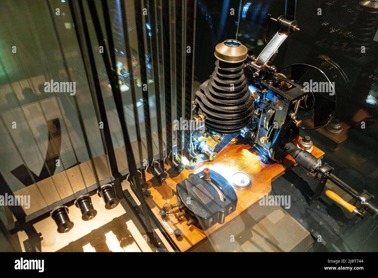 Frankreich, Paris, Bercy Park, die französische Kinemathek, Filmprojektor Pathé 35mm, 1925 Stockfoto