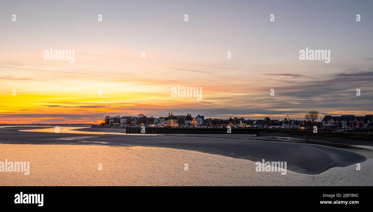 Frankreich, Somme, Somme Bay, Le Crotoy, Nightfall over the Somme Bay und Le Crotoy Stockfoto