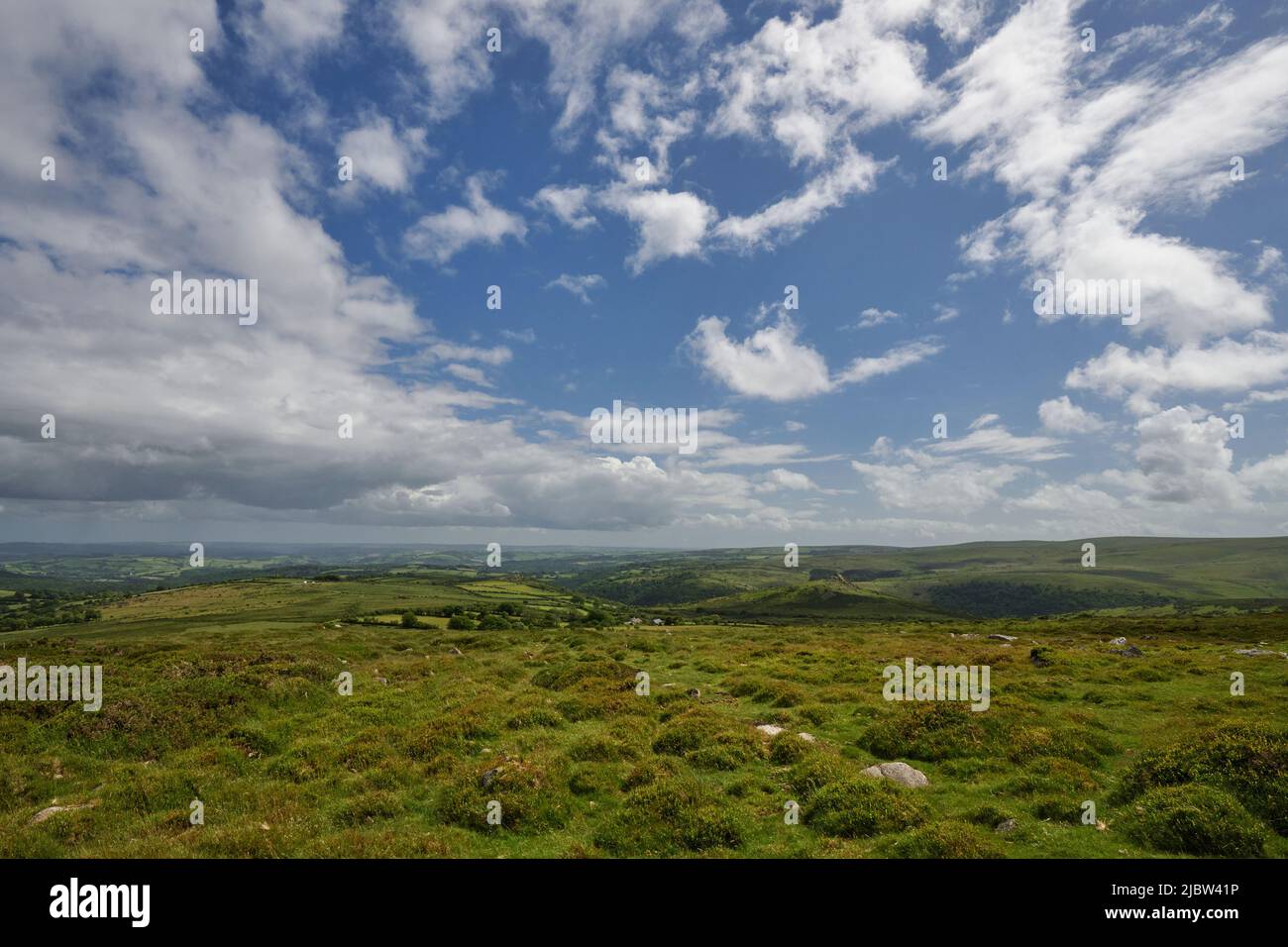 UK Wetter: 08 Jun 2022, wechselhaftes Wetter, Dartmoor National Park, Devon, UK. Kredit: Will Tudor/Alamy Live Nachrichten Stockfoto