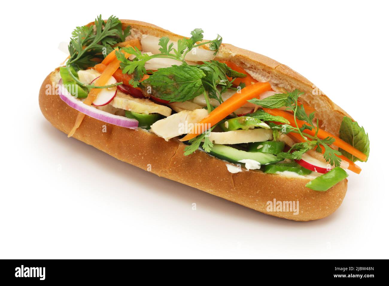 banh mi kep thit ga, ein vietnamesisches Hühnchen-Schinken-Sandwich Stockfoto