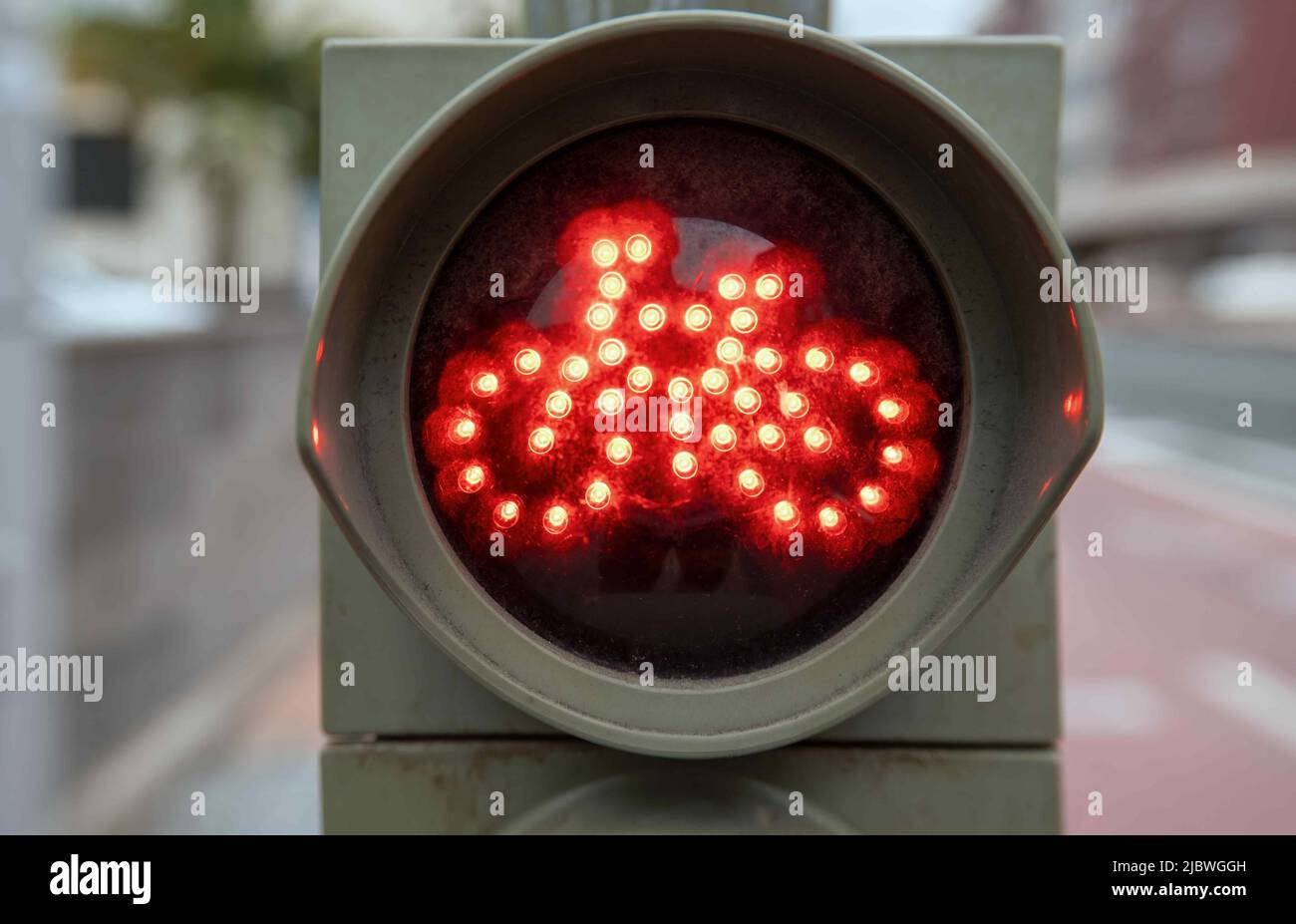 Fahrradampel mit roter Ampel. Stockfoto