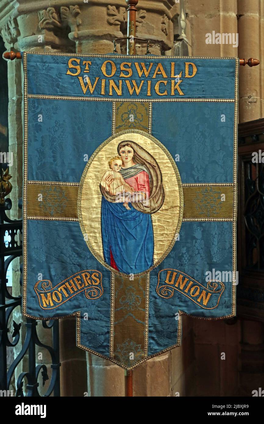 Banner der St. Oswald Mothers Union in St. Oswald's Church, Golborne Rd, Winwick, Warrington, Cheshire, England, WA2 8SZ Stockfoto