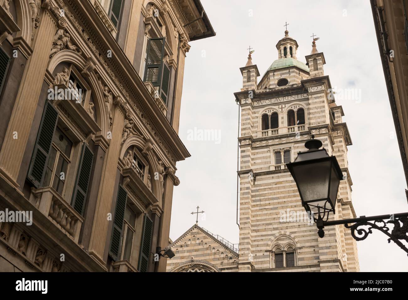 Kathedrale von San Lorenzo in Genua, Ligurien in Italien. Stockfoto