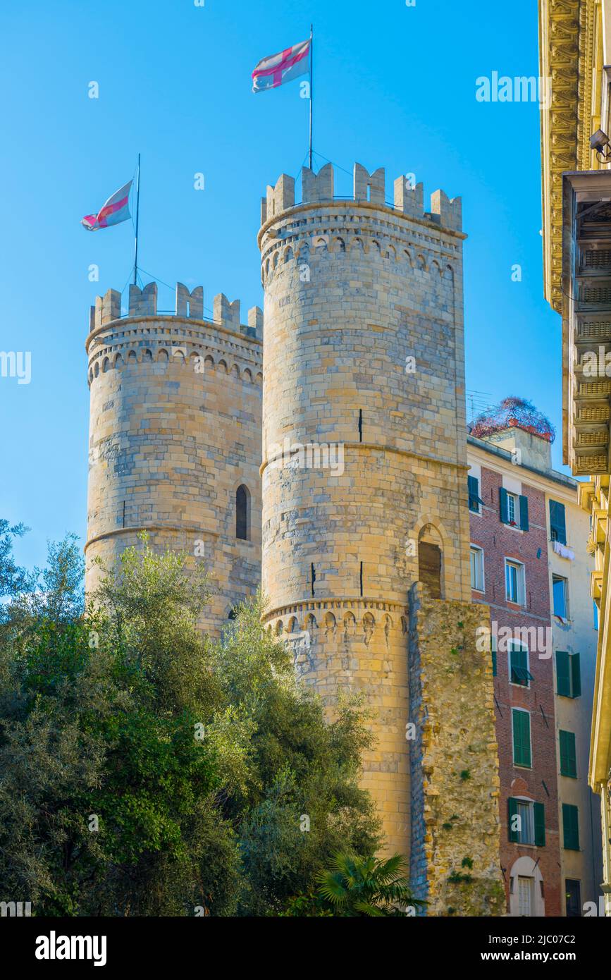 Porta Soprana Schloss in einem sonnigen Tag in Genua, Ligurien in Italien. Stockfoto