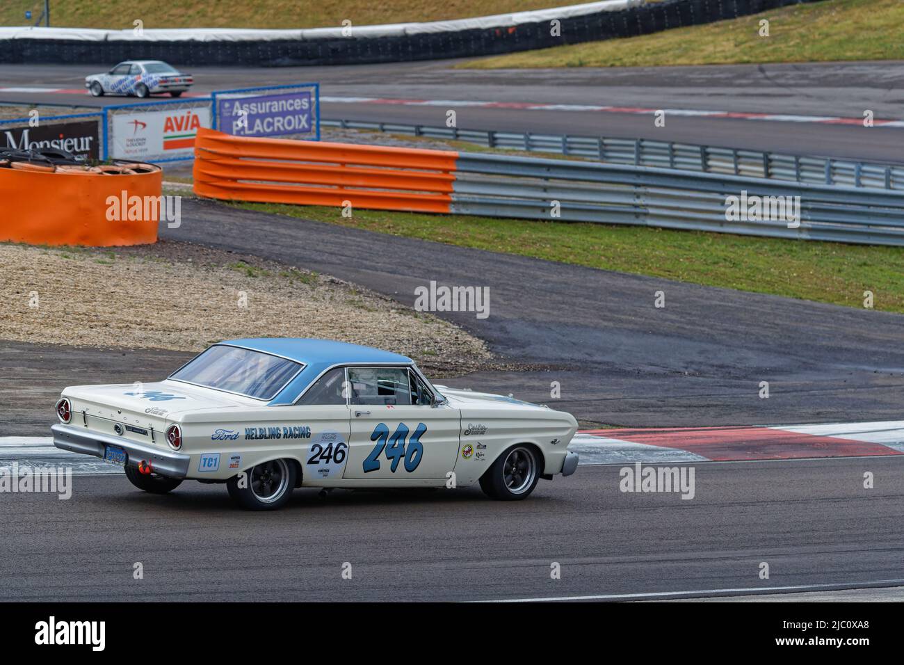 DIJON, FRANKREICH, 5. Juni 2022 : der Grand Prix de l'Age d'Or, das älteste Rennen für historische Fahrzeuge in Frankreich, findet auf dem Kurs Dijon-Presnois statt. Stockfoto