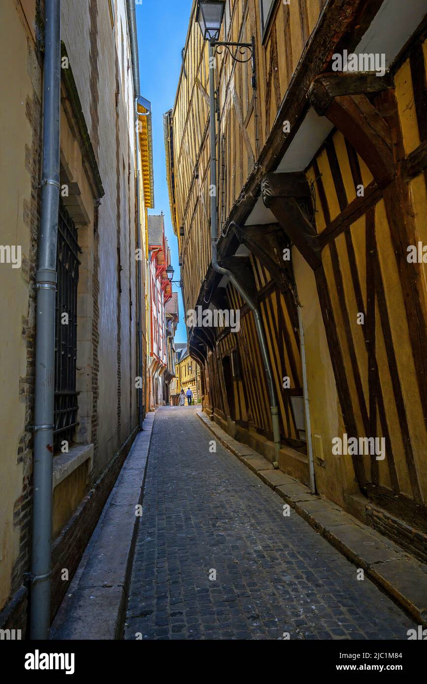 Traditionelle Fachwerkhäuser in Troyes, Aube, Champagne-Ardenne, Frankreich. Stockfoto