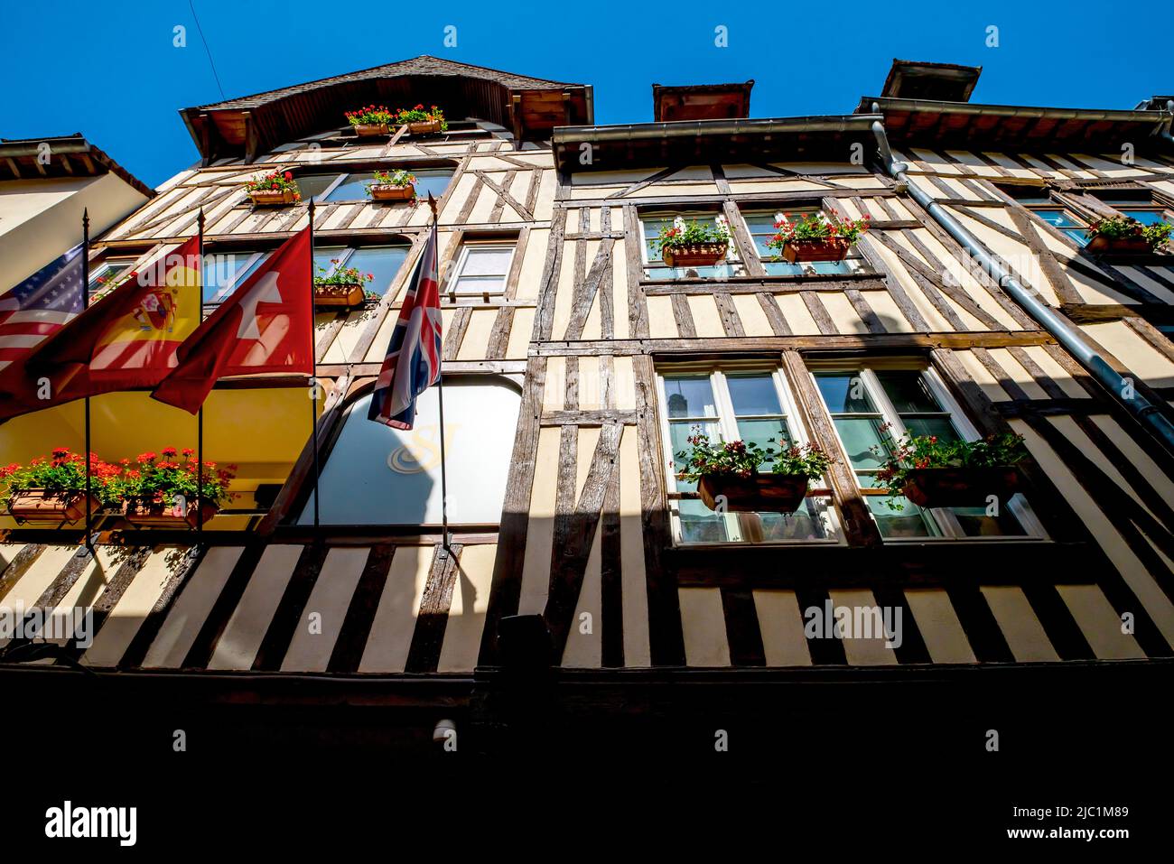 Traditionelle Fachwerkhäuser in Troyes, Aube, Champagne-Ardenne, Frankreich. Stockfoto