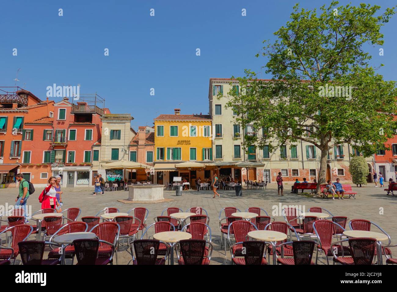 Venedig, Campo Santa Margherita, Caffe Rosso // Venedig, Campo Santa Margherita, Caffe Rosso Stockfoto