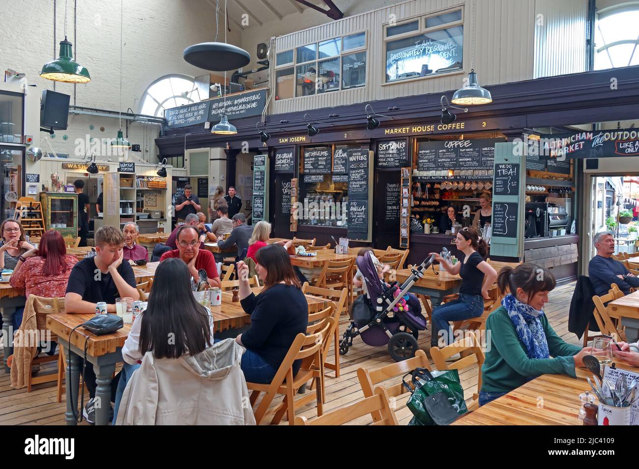 Innenseite der Altrincham Historical Market Hall, Greenwood Street, Altrincham, Manchester, England, UK, WA14 1SA Stockfoto