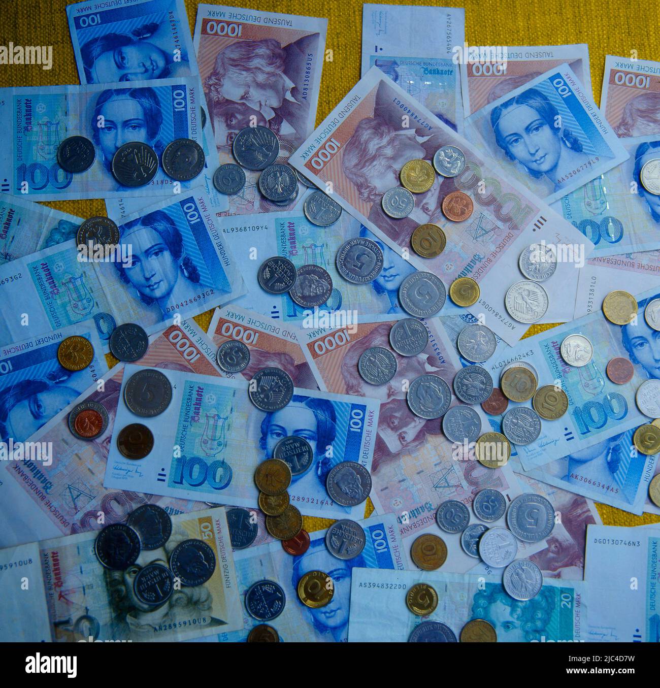 Deutsche Mark-Noten und Münzen Stockfoto