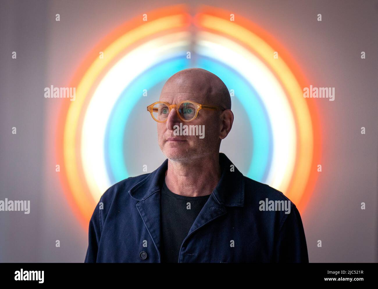 Der Künstler Daniel Silver im Vorfeld seiner ersten schottischen Einzelausstellung „Looking“ im Fruitmarket, Edinburgh, die am Samstag, dem 11. Juni, bis zum 25. September für die Öffentlichkeit zugänglich ist und im Rahmen des Edinburgh Art Festival in diesem Sommer stattfindet. Bilddatum: Donnerstag, 9. Juni 2022. Stockfoto