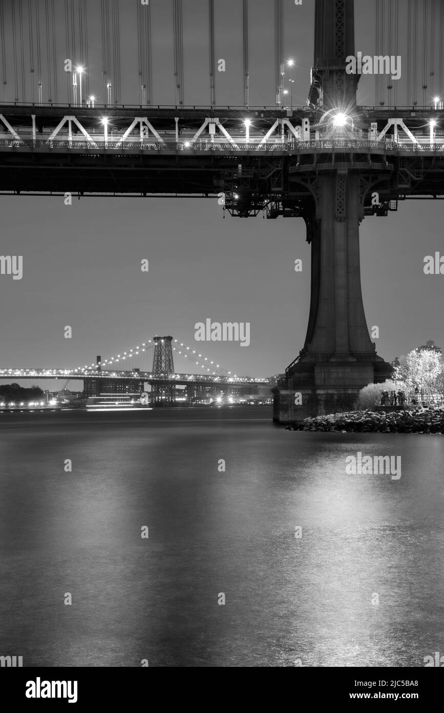 USA, Ostküste, New York, Brooklyn, DUMBO, Manhattan Bridge *** Lokale Bildunterschrift *** USA, Ostküste, New York, Brooklyn, DUMBO, Manhattan Bridge, verti Stockfoto
