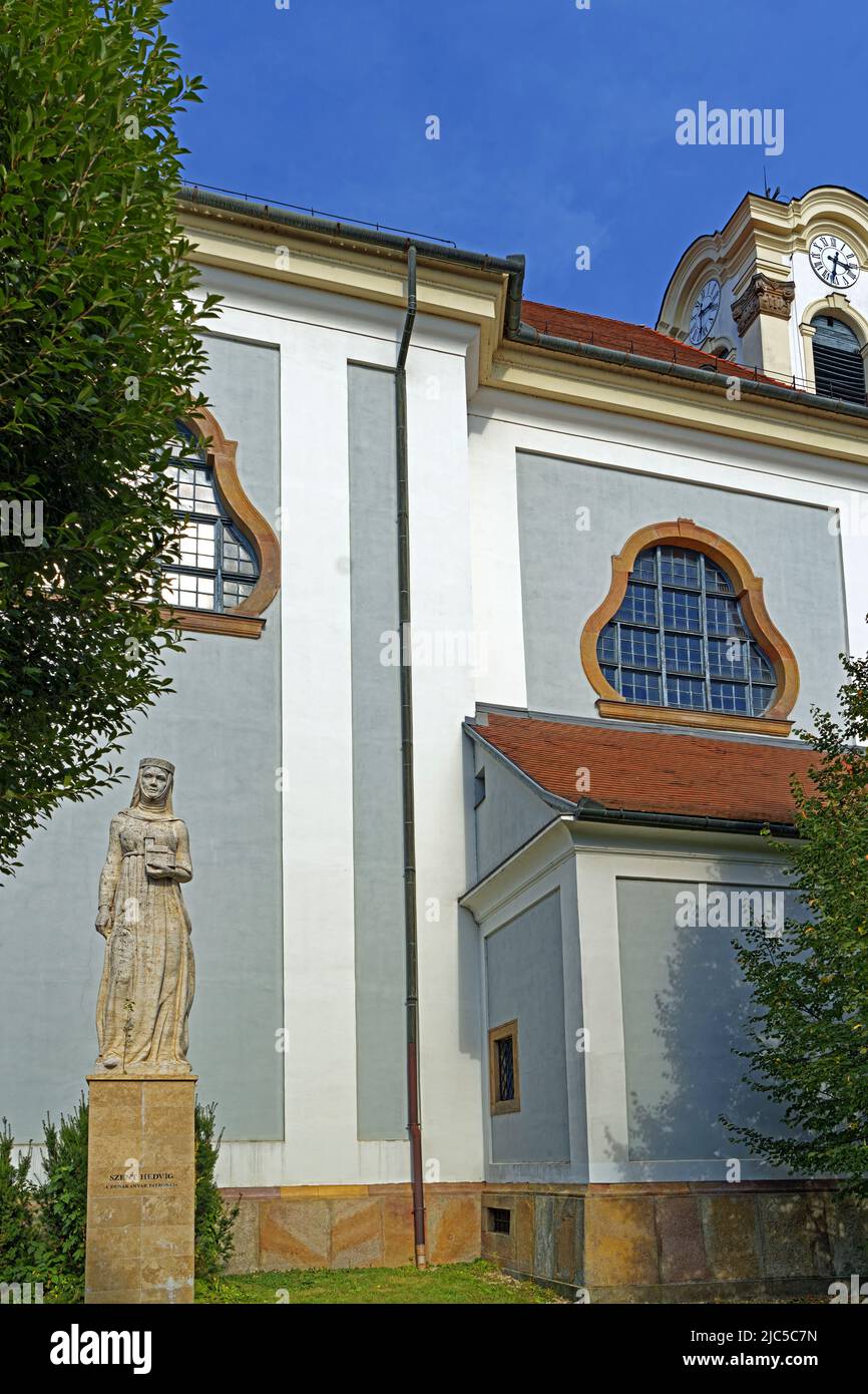 Kirche der Weißen, Váci Gyozelemrol nevezett Szuz Mária Templom, Denkmal, Heilige Hedwig, Szent Hedvig Stockfoto