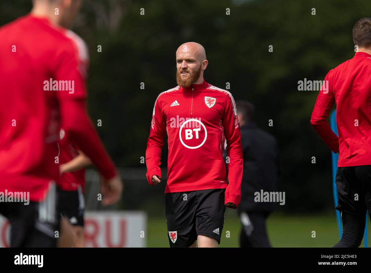 Hensol, Wales, Großbritannien. 10.. Juni 2022. Jonny Williams beim Training der walisischen Fußballnationalmannschaft im Wale Resort vor dem Spiel der UEFA Nations League gegen Belgien. Kredit: Mark Hawkins/Alamy Live Nachrichten Stockfoto